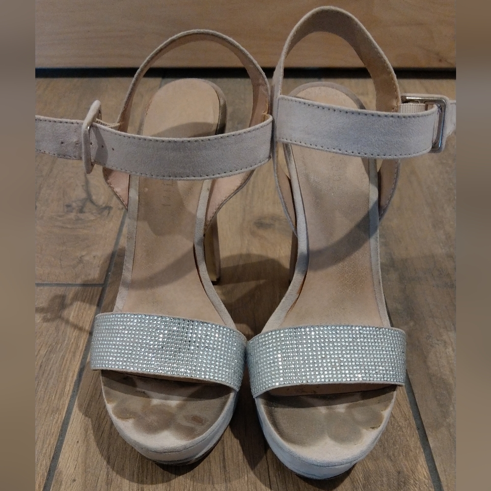 Steve Madden light pink strappy heels